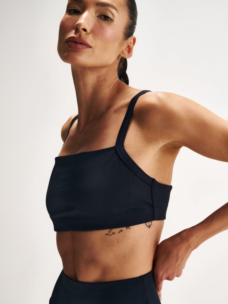 Salma - Fiji Black Sports Bra - SALFIT10PRE Salma - Fiji Black Sports Bra - SALFIT10PRE