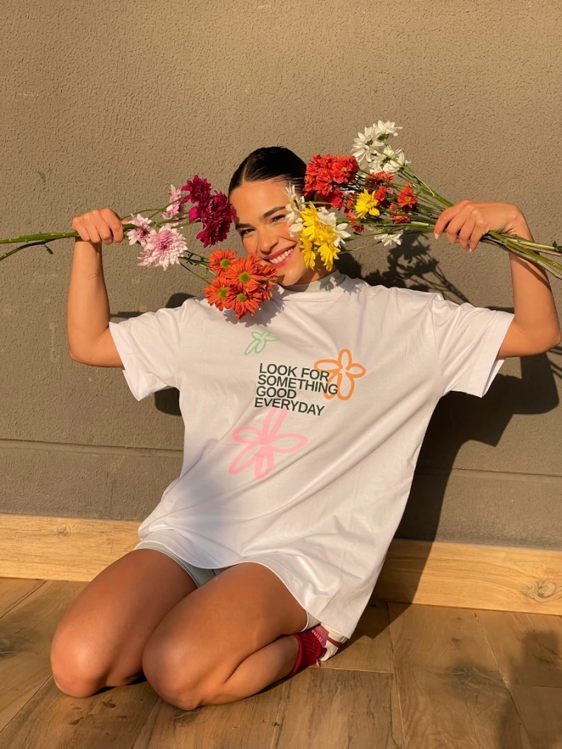 Salma - TShirt Classic Fit Better Days White - SALTSHIRT5BRA