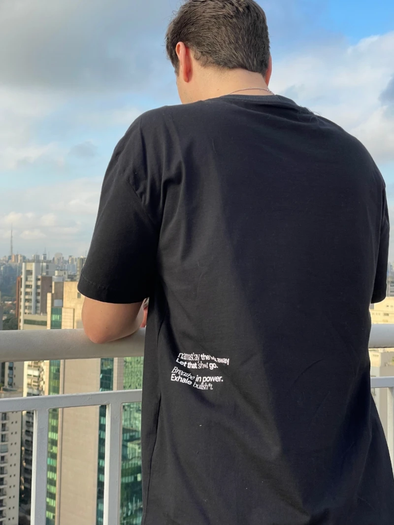 Salma - TShirt Classic Fit Namastay Black - SALTSHIRT7PRE Salma - TShirt Classic Fit Namastay Black - SALTSHIRT7PRE