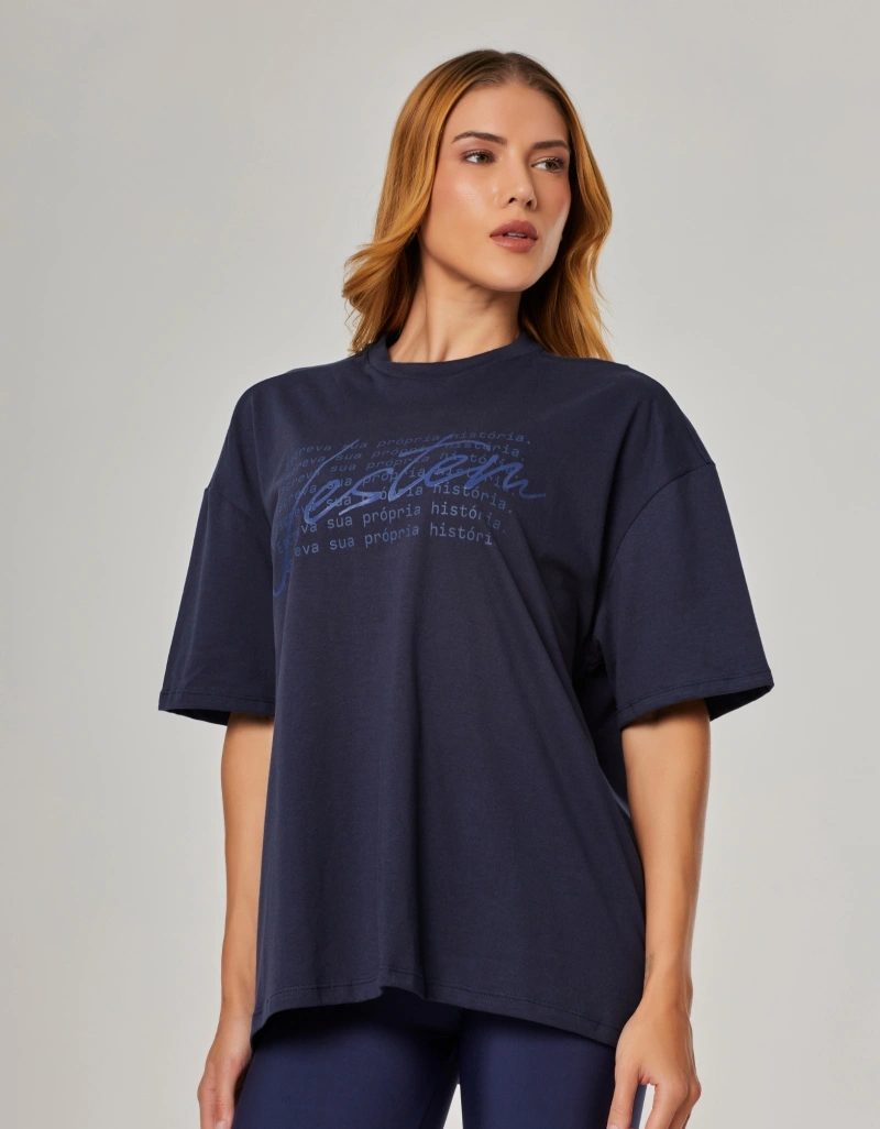 Vestem - Camiseta Oversized com Silk Própria História Azul Profundo - BMC861.NY.C0695