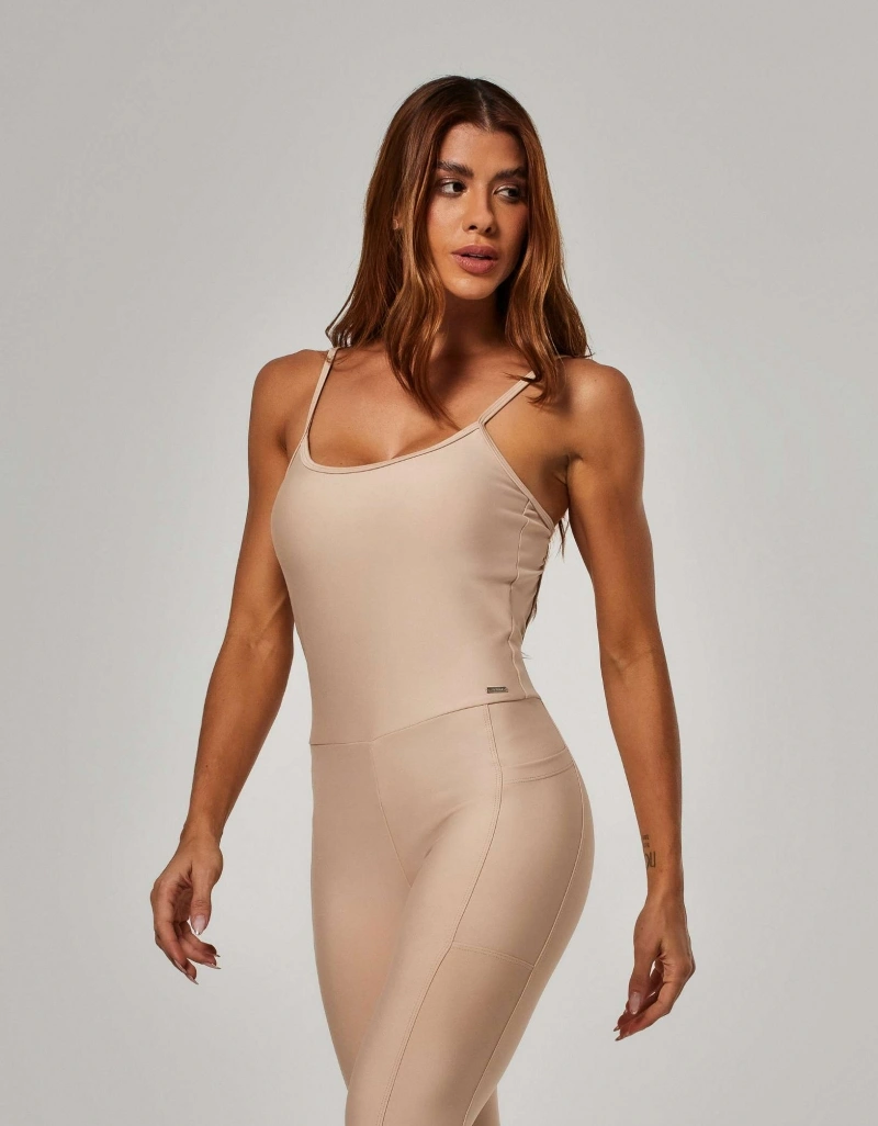 Vestem - Macacão com Bolsos Sense Bege Amêndoa - MAC300.ESS.C0707