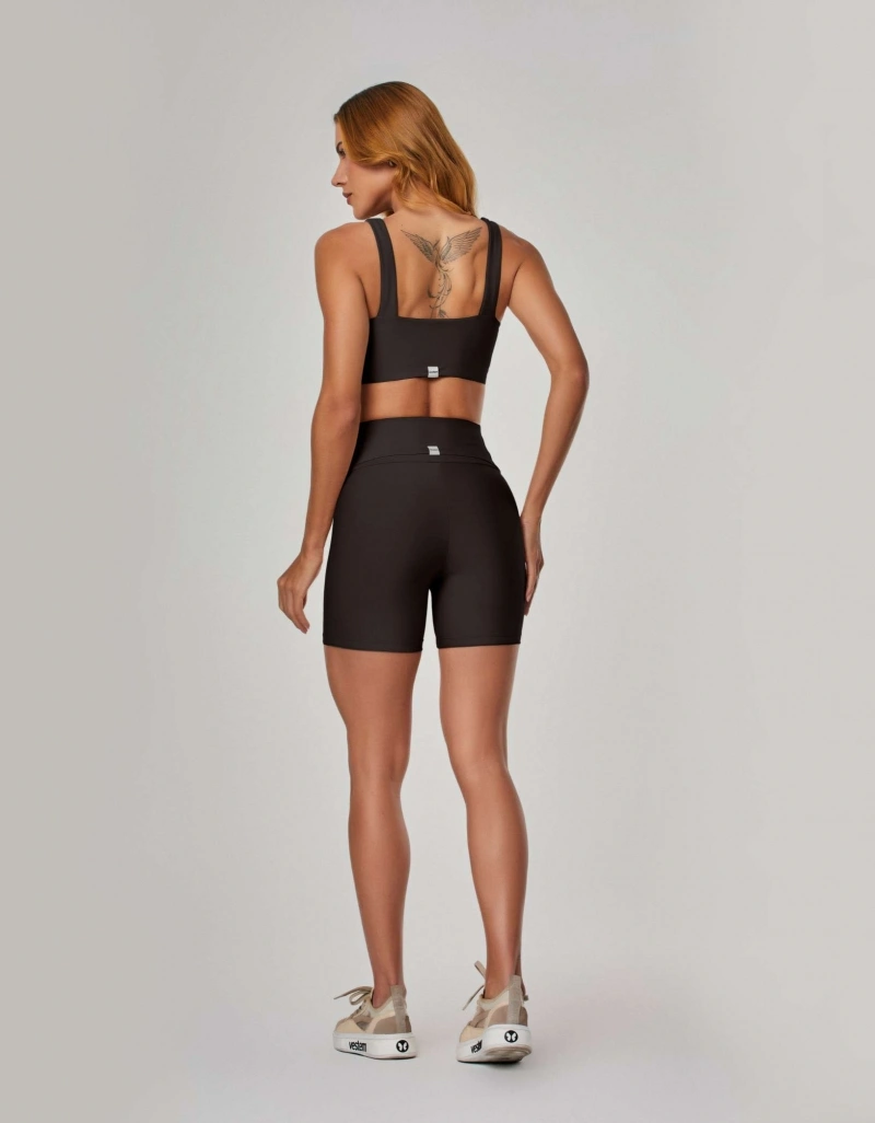 Vestem - Shorts com Bolso e Silk Calm Preto - SH740.ESS.C0002