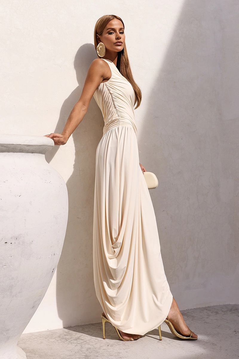 Dot Clothing - Vestido Dot Clothing Longo Eloise Um Ombro Drapeado Champagne - 2972OFF
