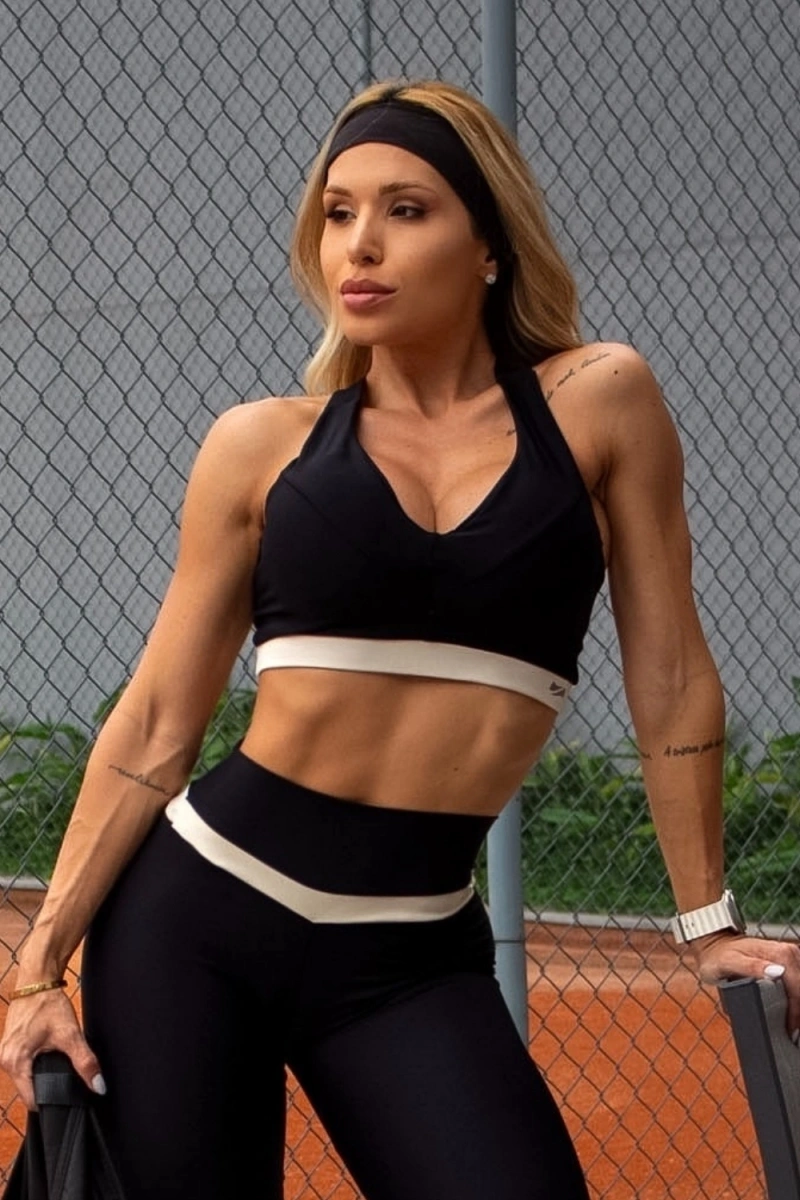 ZNG - TOP V SHAPE BLACK - TOP689