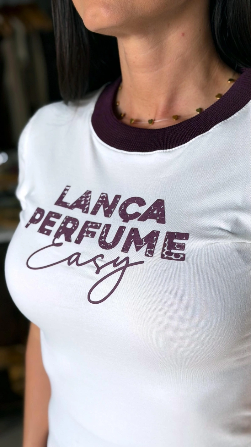 LANÇA PERFUME - T-Shirt Baby Look Manga Curta Lança Perfume - 5522