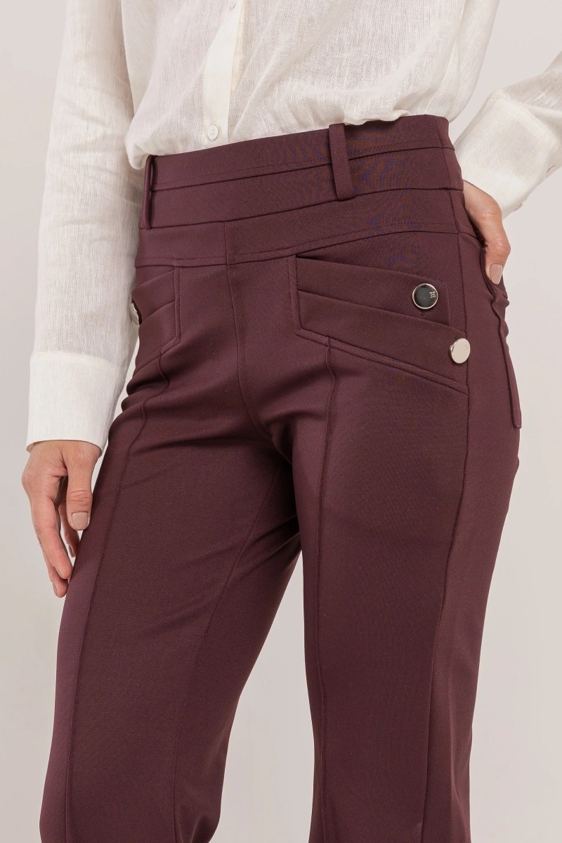Hidrogênio - CALÇA FLARE COM LAPELAS AMORA ROXO - 20359011