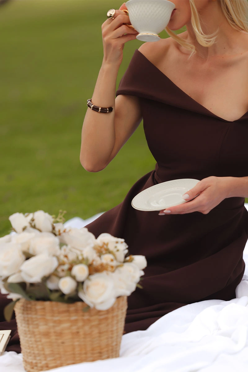 Miss Misses - Dress Antonia with Princess Collar and Zipper, Brown - 54748214