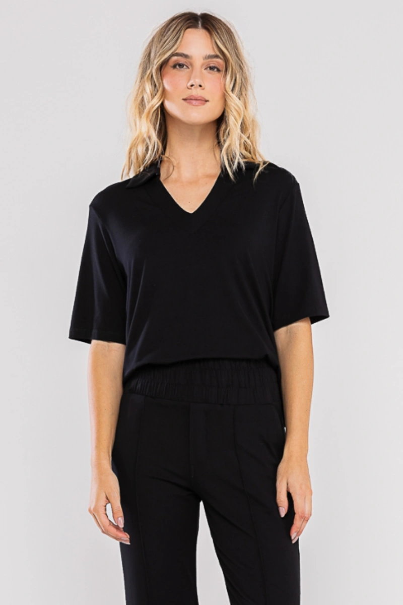 Hidrogênio - BLUSA DECOTE U COM GOLA PRETO - 20722001