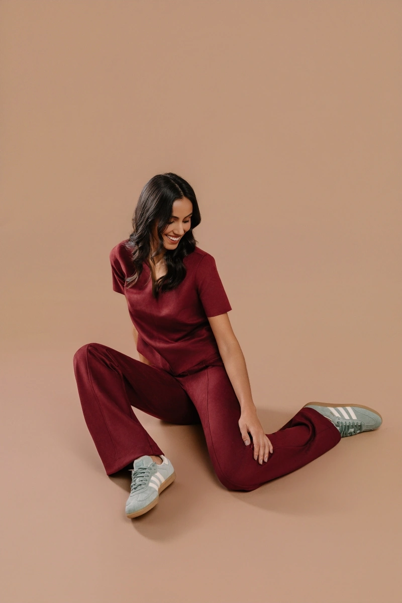 Hidrogênio - V-neck blouse with open seam, burgundy - 20740097