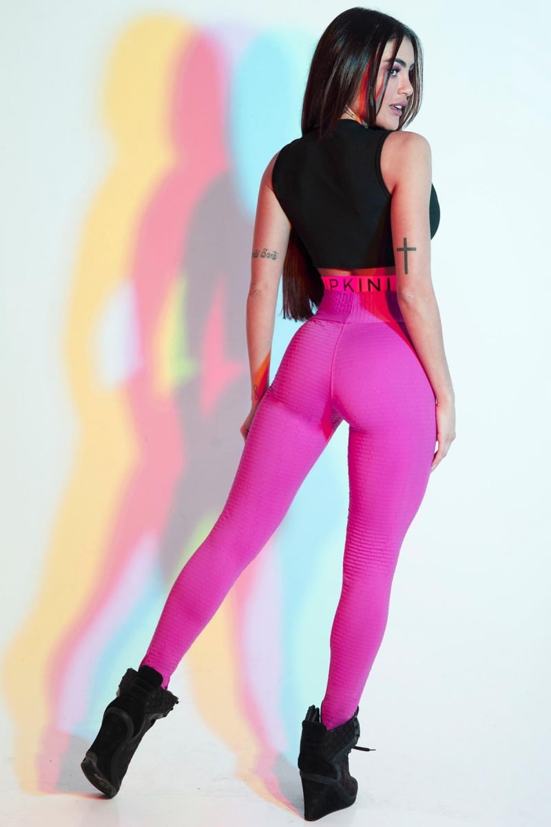 Hipkini - Pink Textured Fitness Spotlight Legging - 3338940