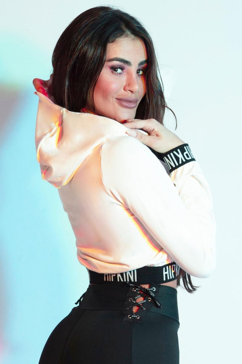 Hipkini - Coat Spotlight Fitness in Beige Sweatshirt - 3338939 Hipkini - Coat Spotlight Fitness in Beige Sweatshirt - 3338939