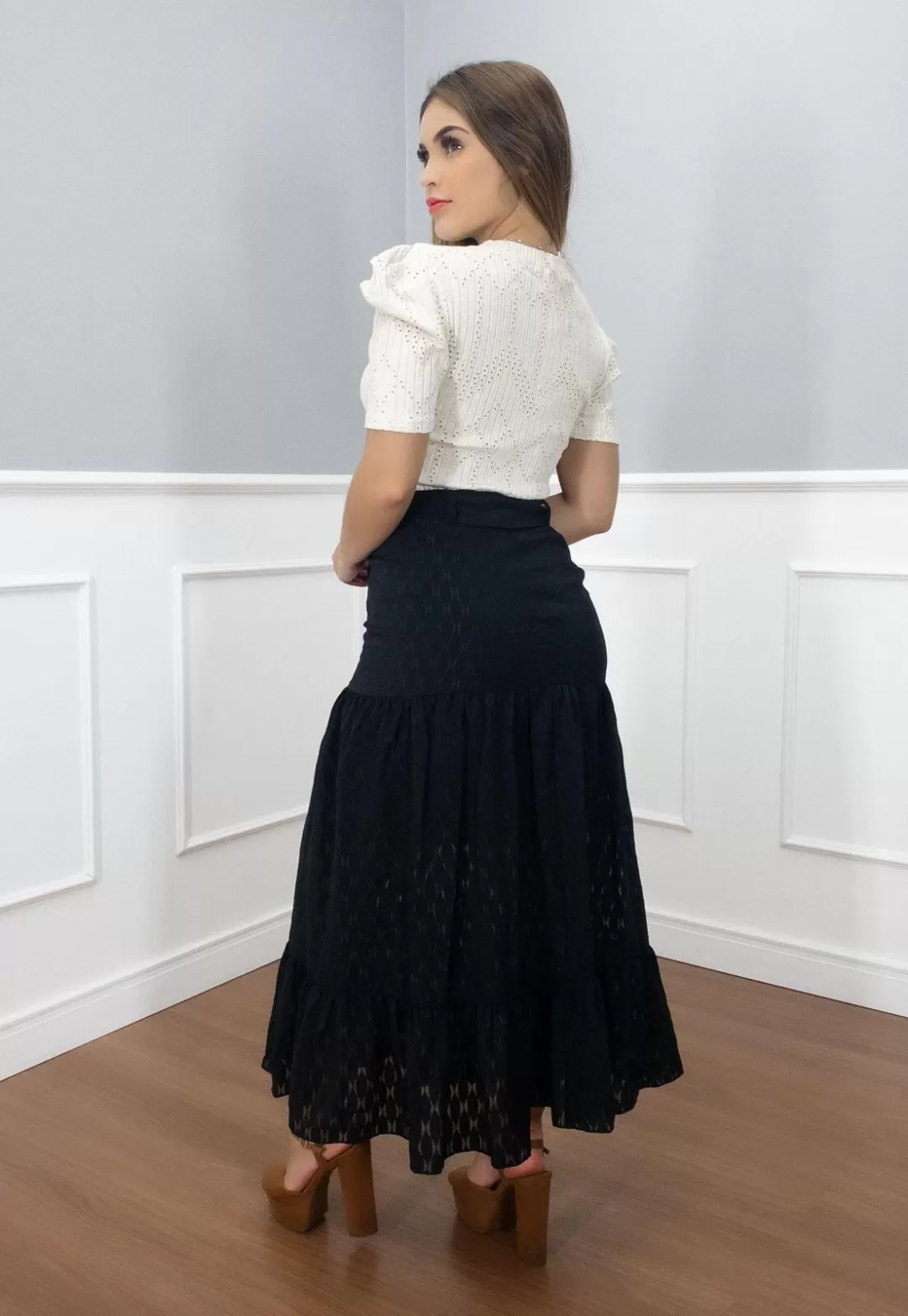 Vanillamint - Skirt Vanillament midi with Black waistband - 1000804 Vanillamint - Skirt Vanillament midi with Black waistband - 1000804