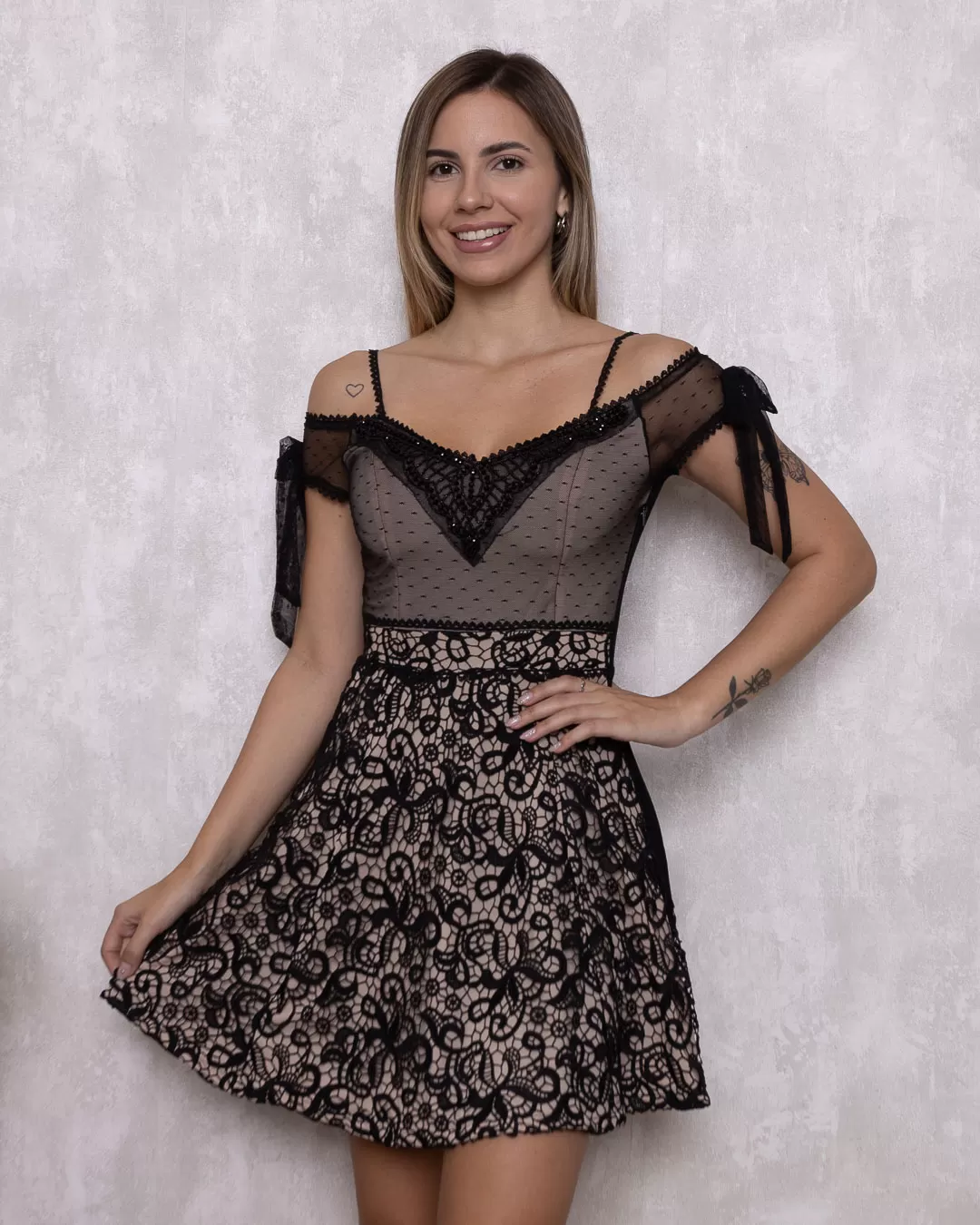 Kesses - Dress Kesses with Tulle Nude and Black - 10008277 Kesses - Dress Kesses with Tulle Nude and Black - 10008277