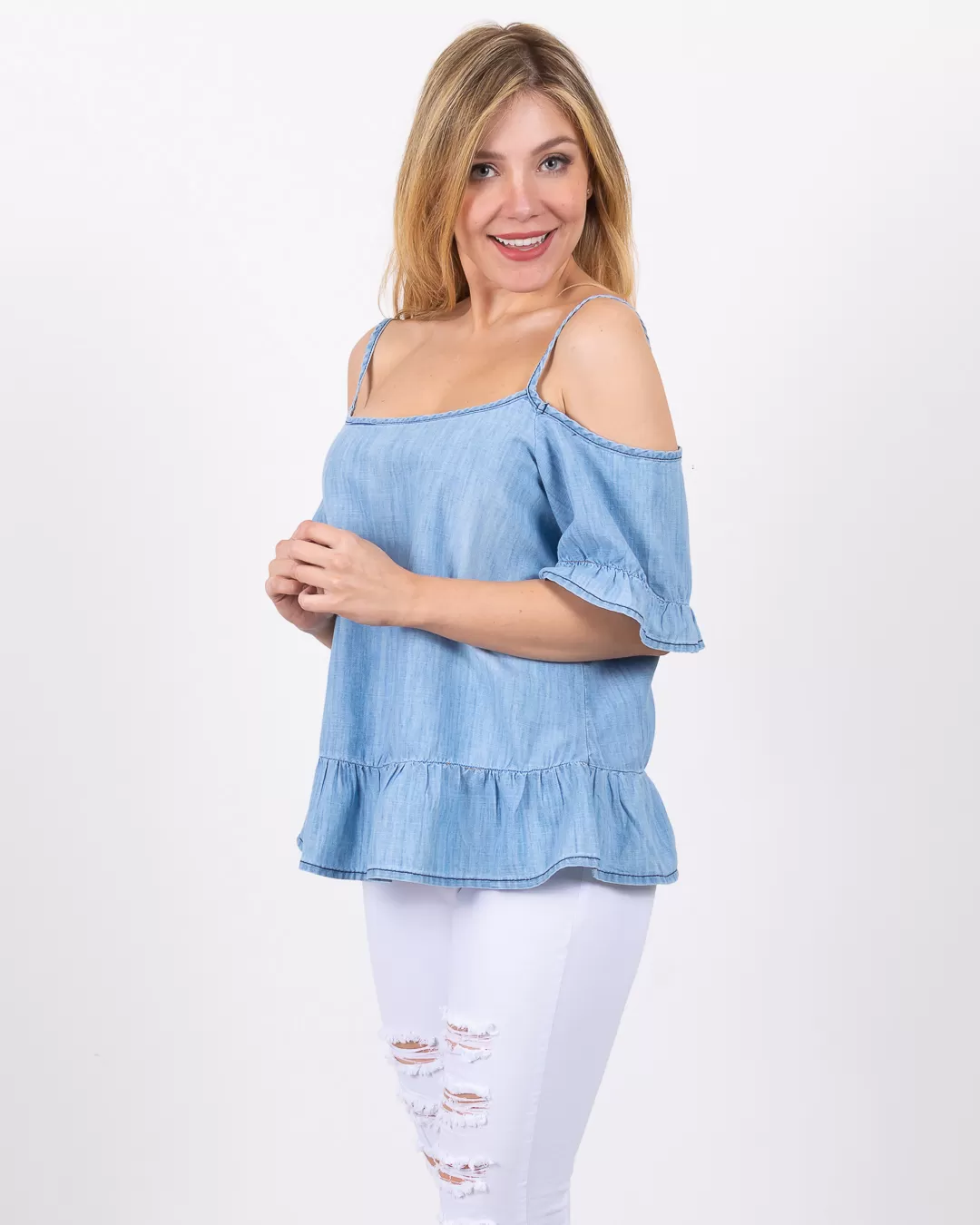 Lady Rock - Cropped Lady Rock shoulder to shoulder Light Blue - 10007918 Lady Rock - Cropped Lady Rock shoulder to shoulder Light Blue - 10007918