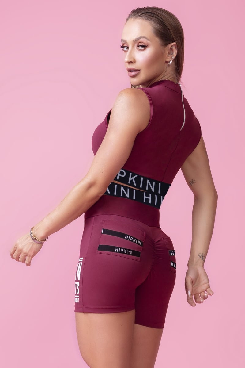 Hipkini - Ten Years Fitness Marsala Shorts with Pocket - 3338856 Hipkini - Ten Years Fitness Marsala Shorts with Pocket - 3338856