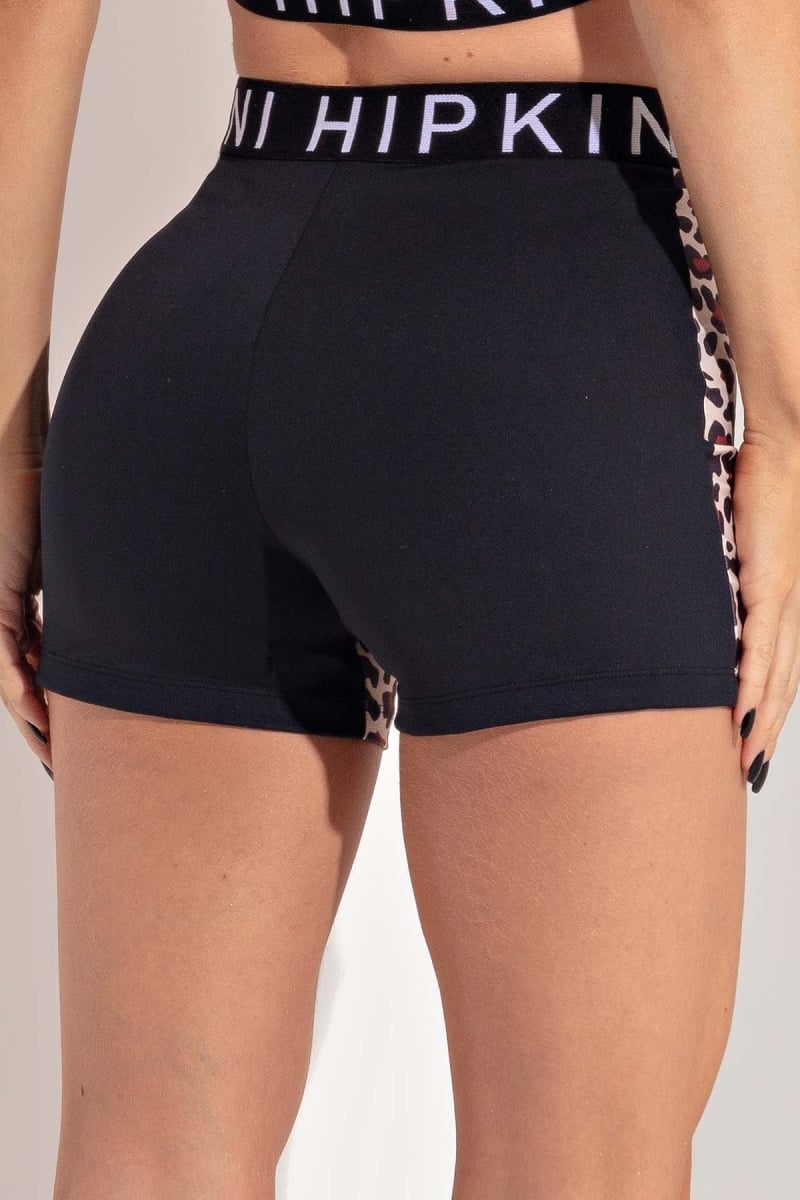 Hipkini - Old School Fitness Jaguar Print Elastic Shorts - 3338906 Hipkini - Old School Fitness Jaguar Print Elastic Shorts - 3338906