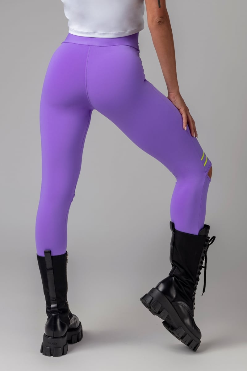 Hipkini - Obsessed Fitness Lilac Leggings with Leg Cutouts - 3339301