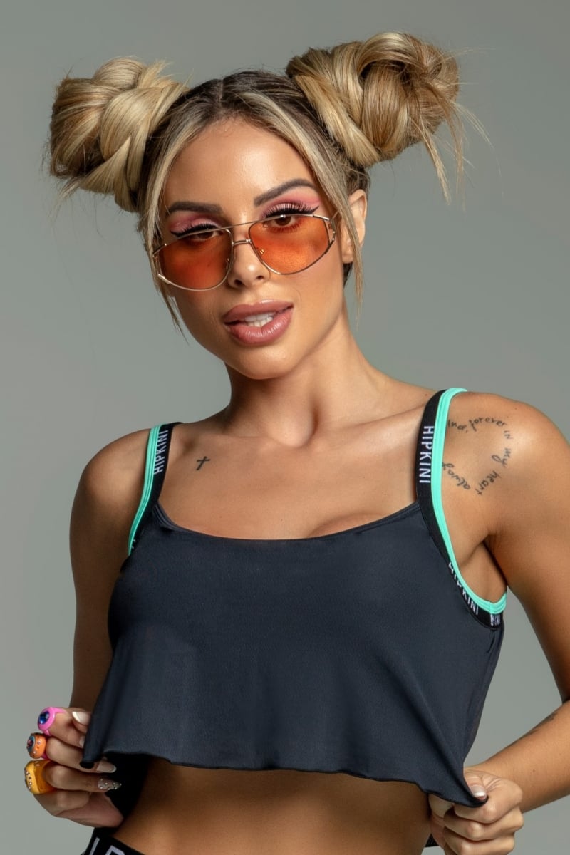 Hipkini - Black Glamor Fitness Top with Green and Elastic Straps - 3339354 Hipkini - Black Glamor Fitness Top with Green and Elastic Straps - 3339354