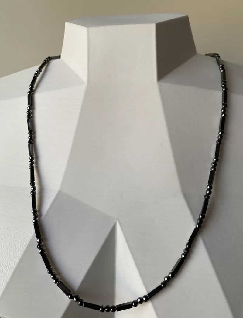 Mikabe - Necklace Graphite Hematite and Polka Dots - MK1052 Mikabe - Necklace Graphite Hematite and Polka Dots - MK1052