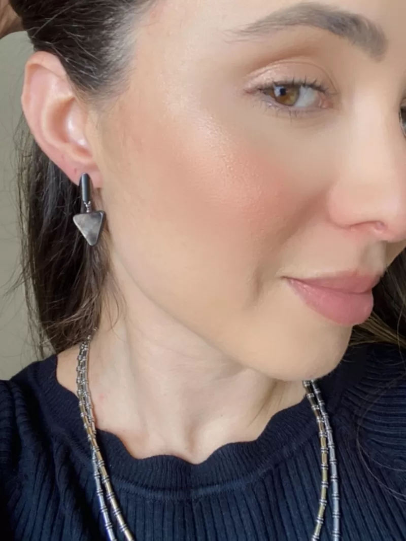 Mikabe - Mother of Pearl Earring Triangle - MK1125