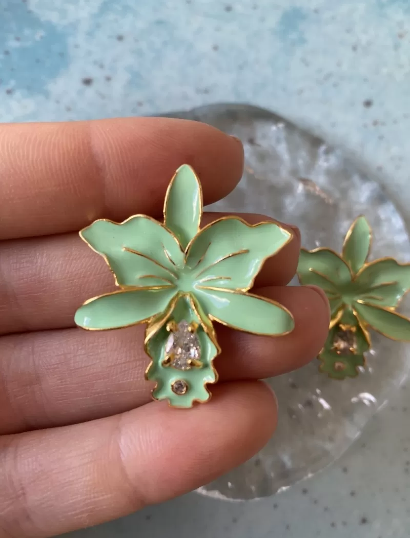 Mikabe - Mini Green Enameled Orchid Earring - MK1251