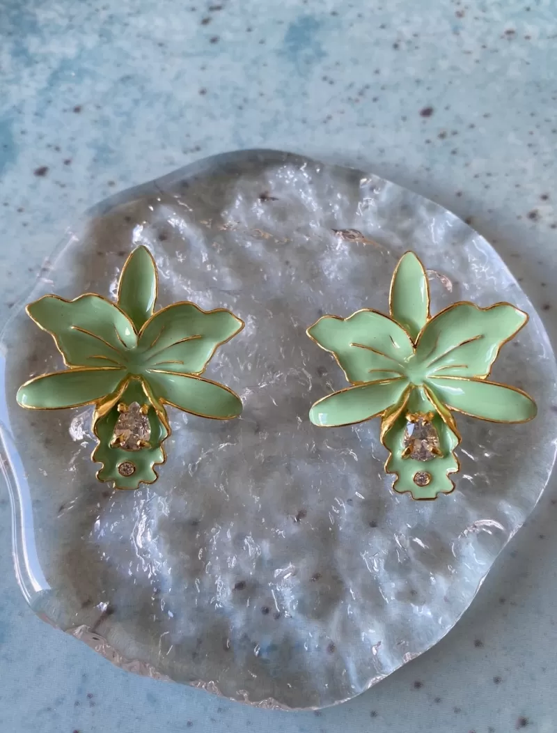 Mikabe - Mini Green Enameled Orchid Earring - MK1251
