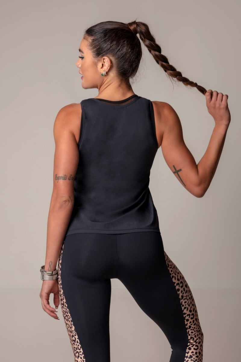 Hipkini - Large Walk Fitness T-Shirt Black with White Silk - 3339546 Hipkini - Large Walk Fitness T-Shirt Black with White Silk - 3339546